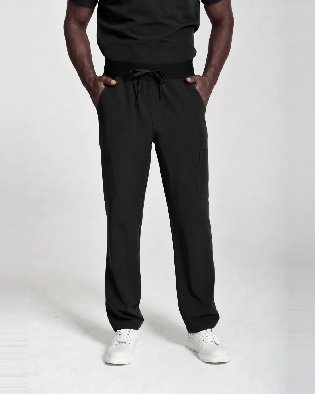Mens Classic Pant in Black - front